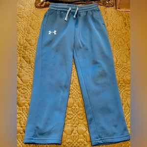Boys UA pants size YXS